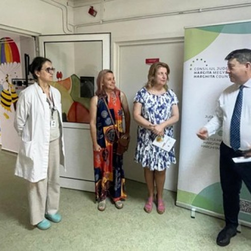 Programul „Zâmbet de copil” reușește să transforme spațiile educaționale și medicale din Harghita