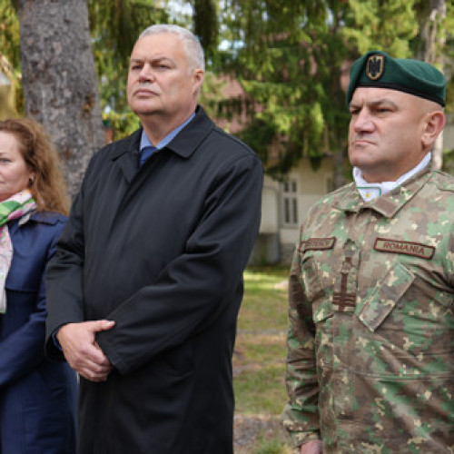 Ceremonie de transfer de comandă la Brigada 61 Vânătorii de Munte