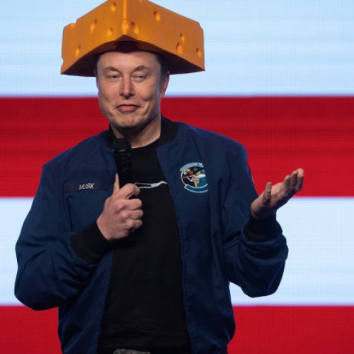 Elon Musk, implicat în consumul de droguri în timpul activităților sale politice, potrivit surselor citate de New York Times, a fost unul dintre cei mai apropiați consilieri ai lui Donald Trump, consumând ketamină pe scară largă. Potrivit acestora, Musk lua aceste substanțe în mod regulat, ceea ce i-a cauzat probleme cu vezica urinară și chiar a dus la o rezervă zilnică de aproximativ 20 de pastile. Sursele anonime, apropiate de Musk, notează că acesta a consumat ketamină, ecstasy și ciuperci psihedelice în timpul campaniei prezidențiale și în perioada în care avea un rol important în guvern, în cadrul "departamentului pentru eficiența guvernamentală" - Doge, conform informațiilor publicate de New York Times.