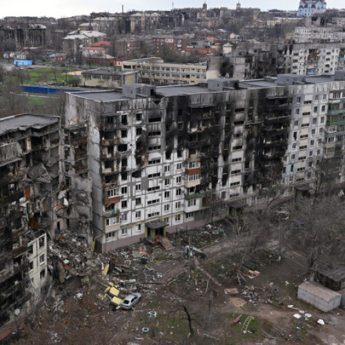 „Mariupol este o rană deschisă”. Localnicii contrazic Moscova, potrivit căreia viața în orașul ocupat a revenit la normal