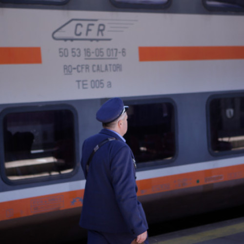 Reduceri la transportul feroviar pentru studenţi români şi străini până la 30 de ani