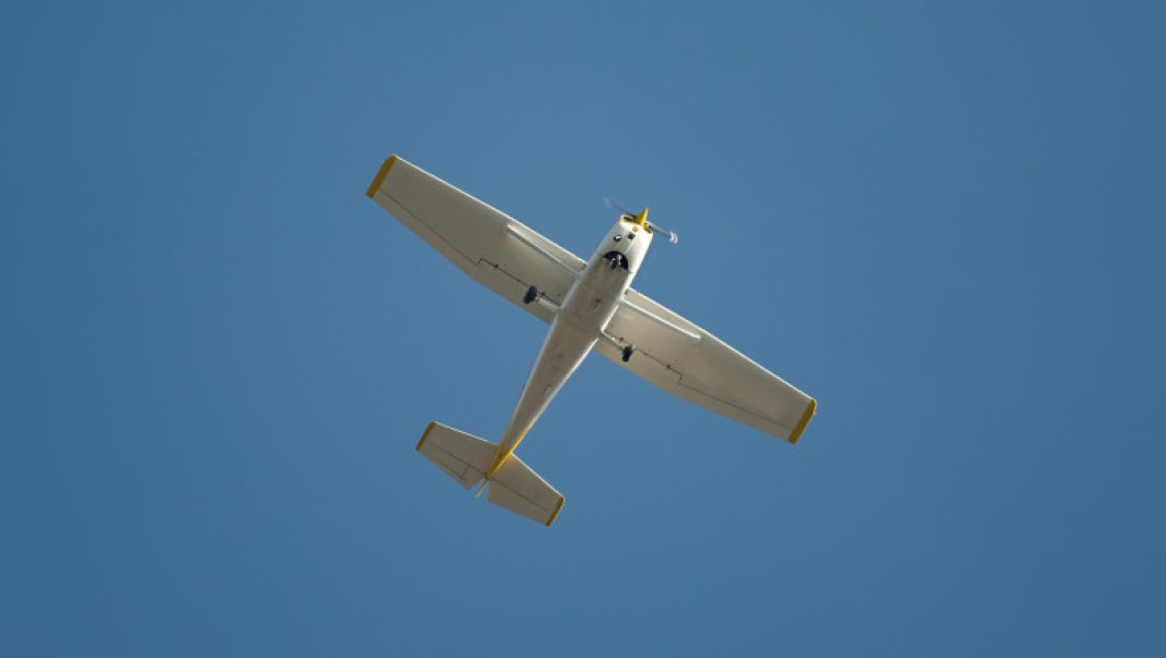 Medicii au amputat picioarele pilotului după prăbușirea avionului în Iași