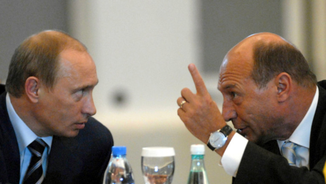 Traian Băsescu consideră votul din Moldova o înfrângere pentru Rusia