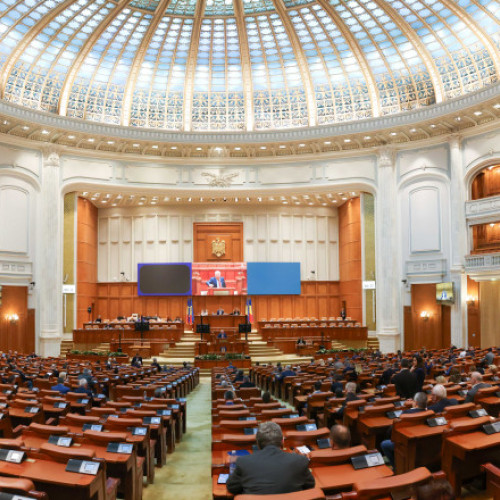 Victor Ponta conduce clasamentul absențelor nemotivate în Parlamentul României