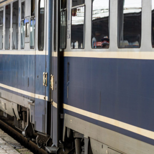 Amenințare de întrerupere a vânzării biletelor cu rezervare la tren în noaptea de miercuri