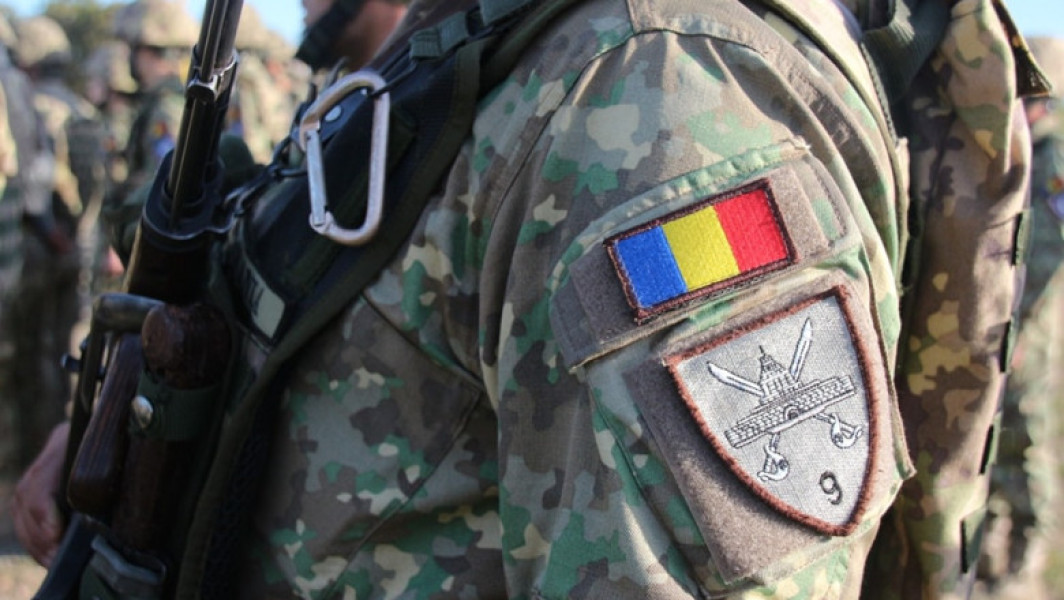 Nicuşor Dan anunță introducerea stagului militar voluntar plătit în noua lege a pregătirii pentru război