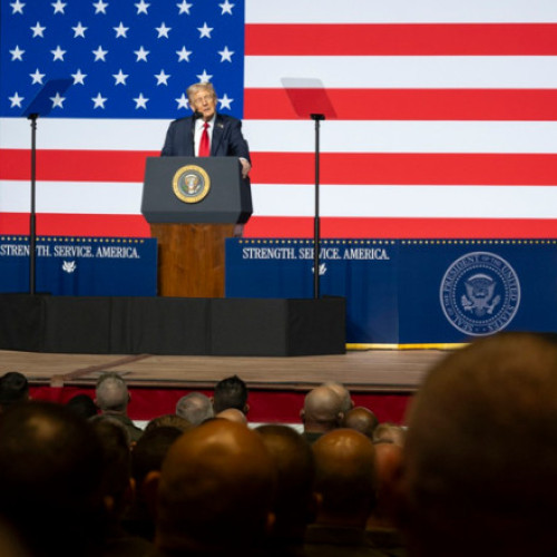 Discursurile lui Trump și Hegseth la liderii militari americani provoacă controverse