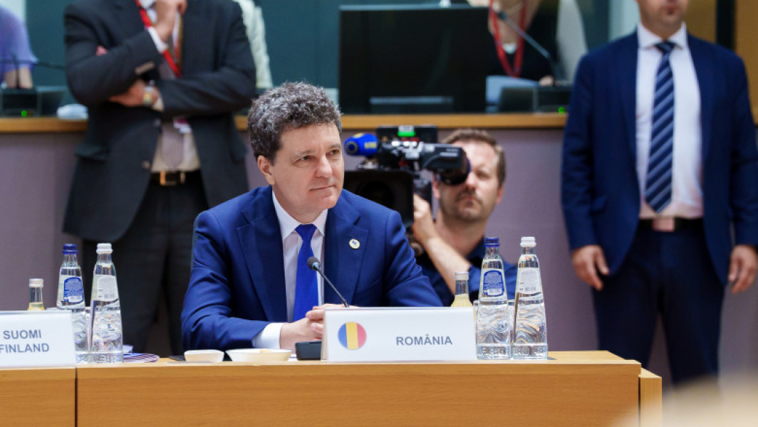 Nicuşor Dan participă la reuniunile Consiliului European şi Comunităţii Politice Europene la Copenhaga