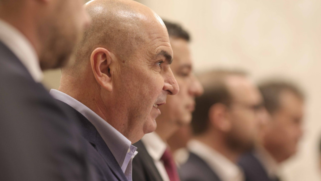Coaliția de guvernare discută tăieri de posturi în administrația locală și pregătește alegerile pentru Primăria Capitalei