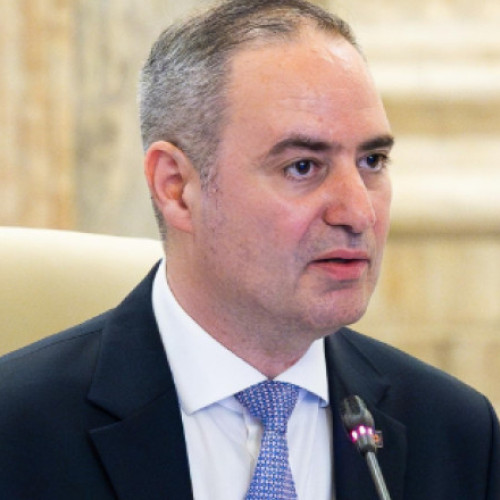 Ministrul Finanțelor: Prioritară adoptarea pachetului de măsuri pentru administrație