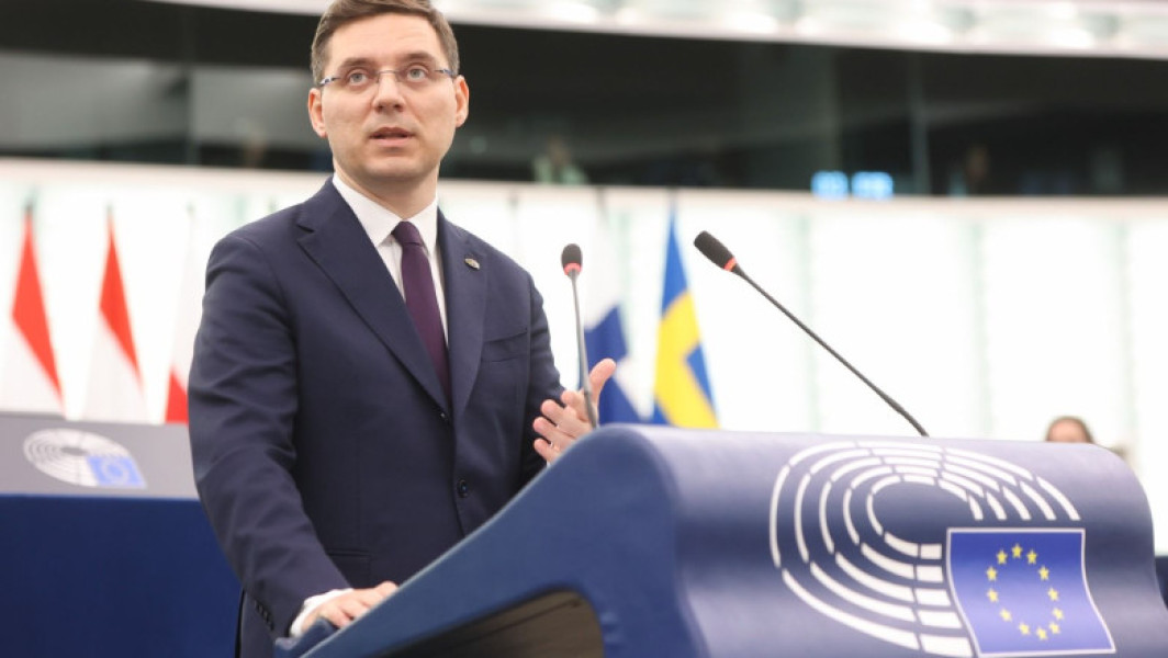 Parlamentul European va discuta o rezoluție privind încălcările spațiului aerian al României de către drone rusești