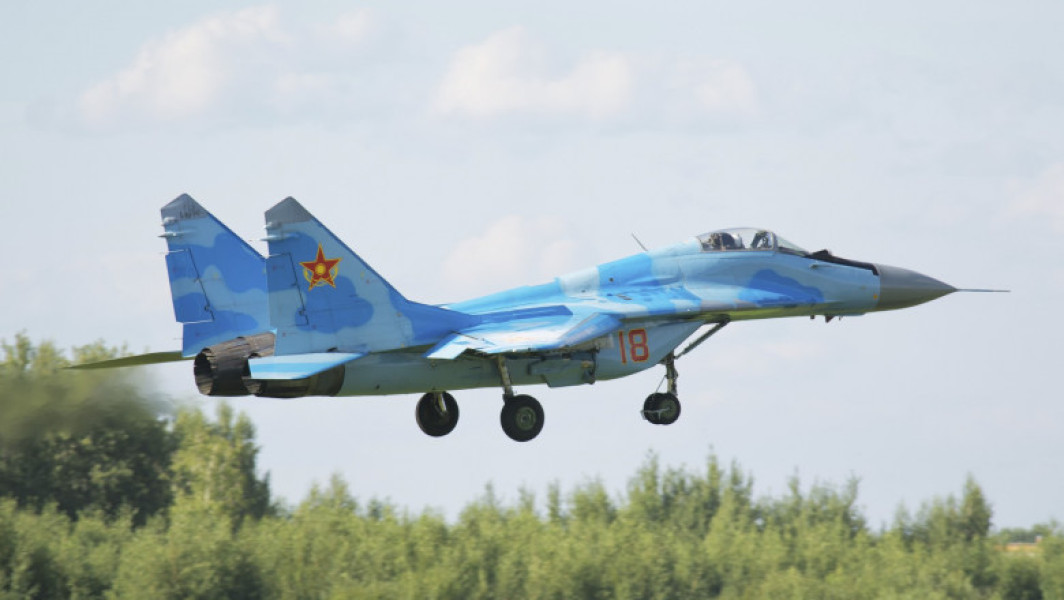 Avioane sovietice cumpărate de SUA de la un aliat al lui Putin cu prețuri reduse