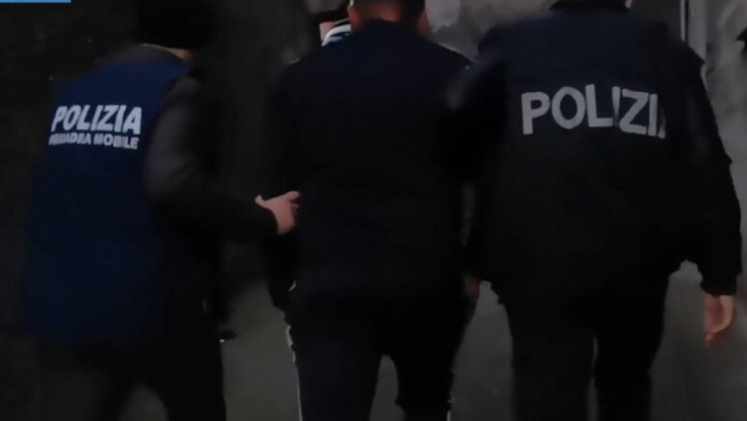 Doi soți români, arestați în Catania pentru viol și agresiune sexuală asupra unei tinere moldovence